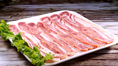 青岛特斯特为泉州罗岚客户研发的猪肉培根出品率在175%以上